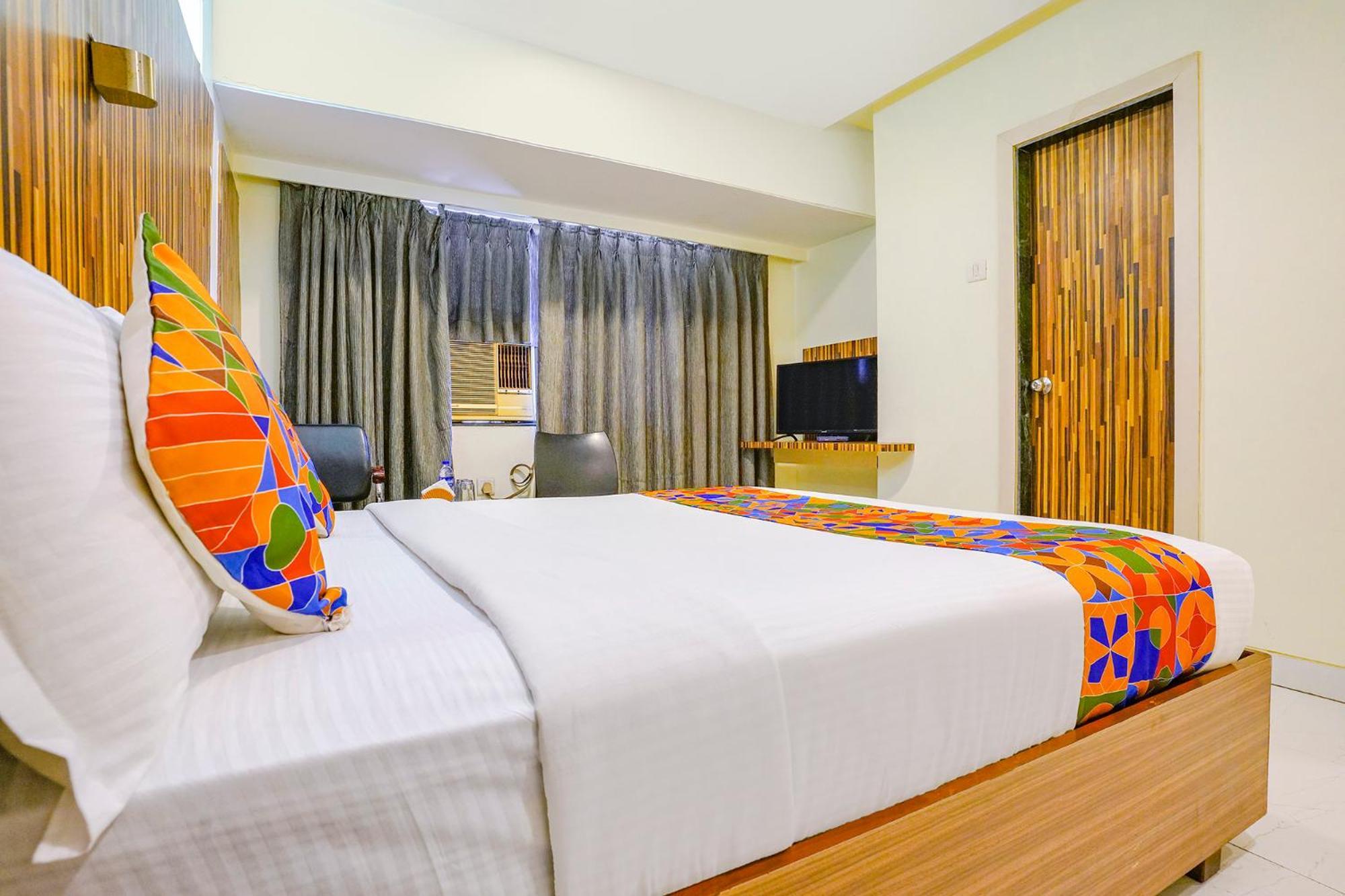 Hotel Fabexpress Kuber - Nr Apmc Vashi, Navi Mumbai Extérieur photo