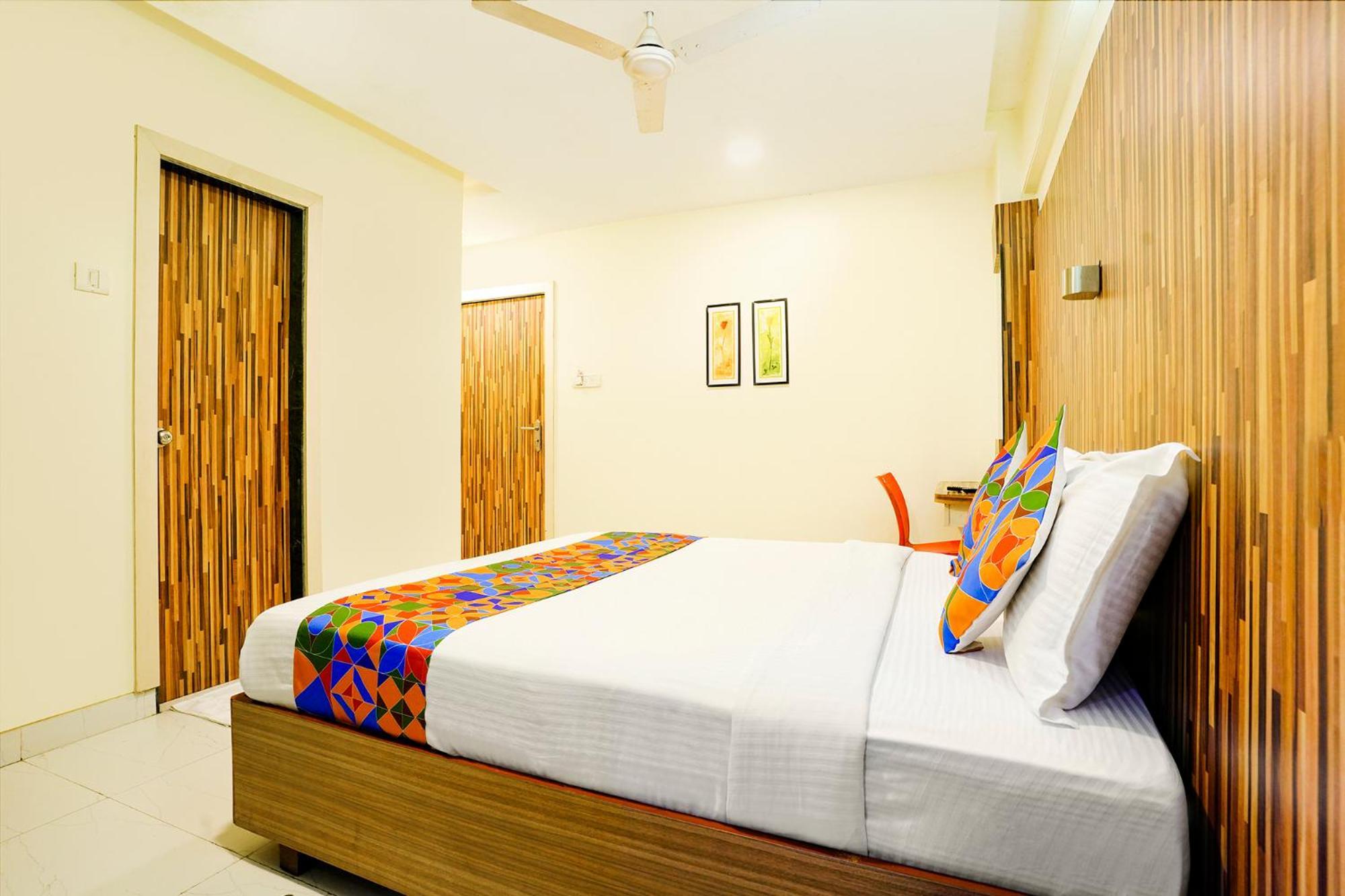 Hotel Fabexpress Kuber - Nr Apmc Vashi, Navi Mumbai Extérieur photo