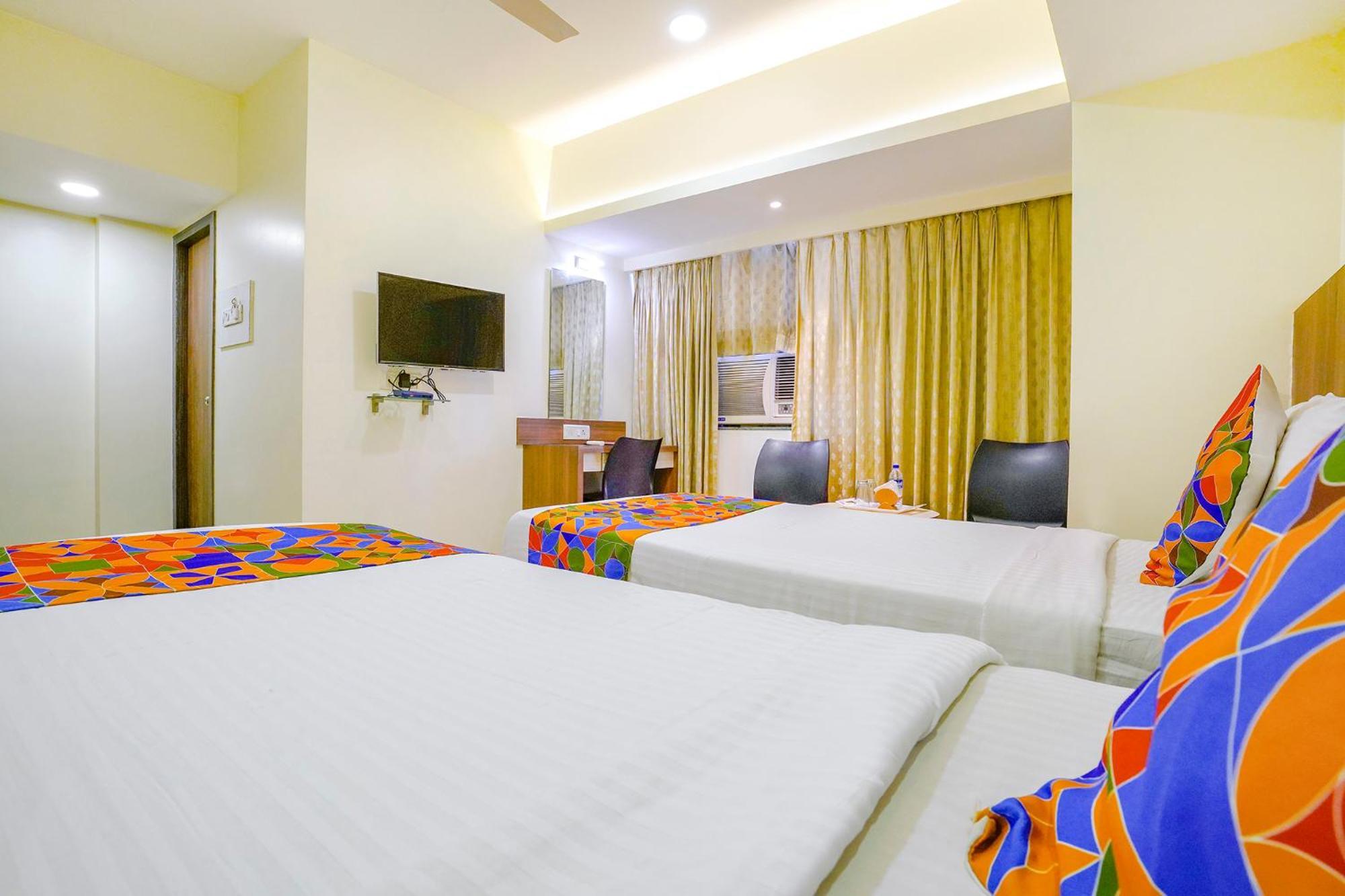 Hotel Fabexpress Kuber - Nr Apmc Vashi, Navi Mumbai Extérieur photo